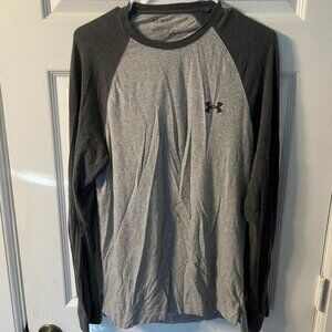 Under Armour Long-Sleeved Men’s Baseball Tee, Size Small
